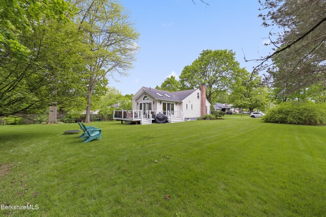 4 Woodlawn Dr, Williamstown, MA 01267 - view of green lawn with a deck