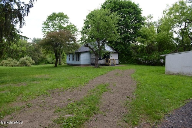 26 Davis St, Pittsfield, MA 01201 - view of grassy yard with driveway