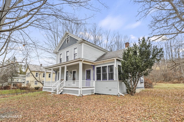 view of front of home featuring a porch