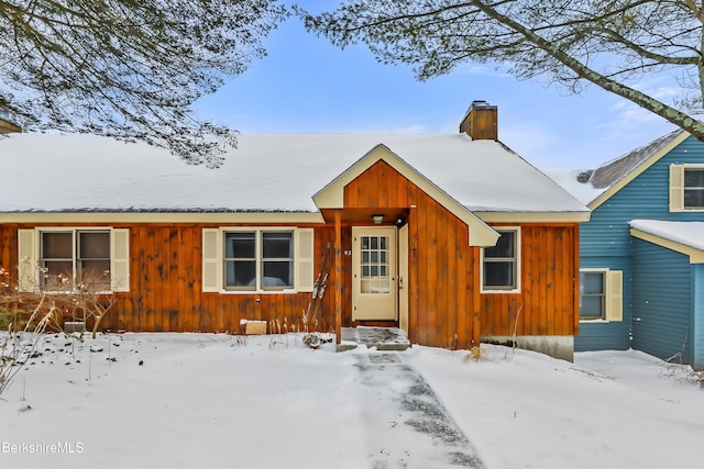 view of front of home