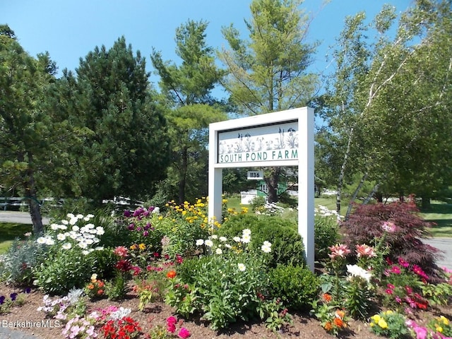1136 Barker Rd Unit 65, Pittsfield, MA 01201 - view of community / neighborhood sign