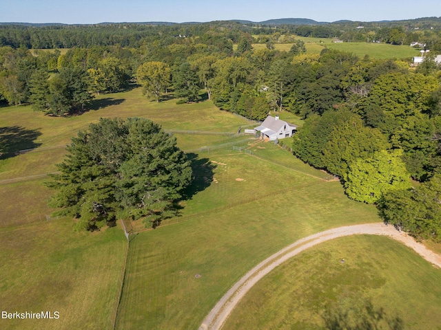 birds eye view of property featuring a rural view