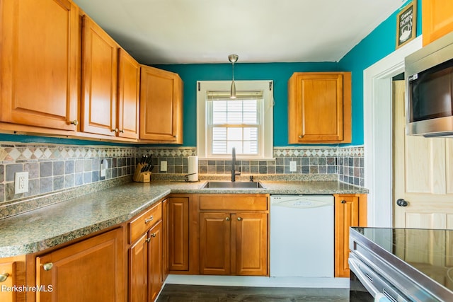 74 Rhode Island Ave, Pittsfield, MA 01201 - photo 15