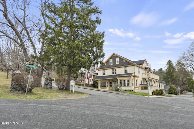 14 Pine St, Stockbridge, MA 01262 - photo 3
