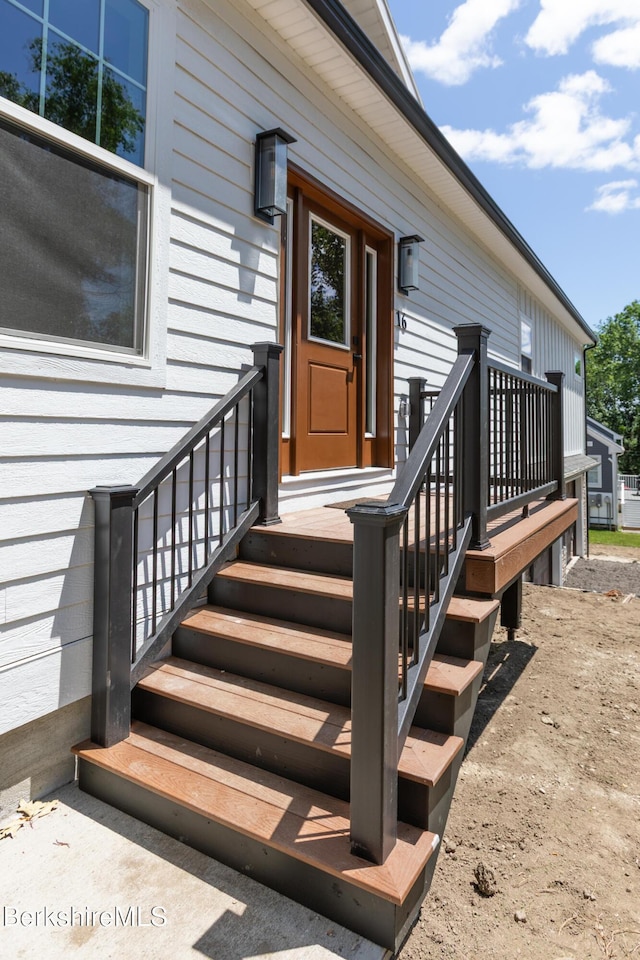 16 Iroquois St, Lanesborough, MA 01237 - photo 4