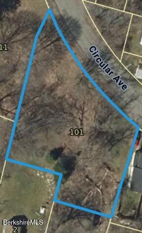 33 Circular Ave, Pittsfield, MA 01201