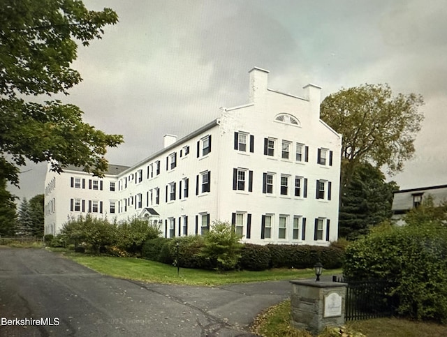 33 Maplewood Ave Unit 305, Pittsfield, MA 01201 - photo 17