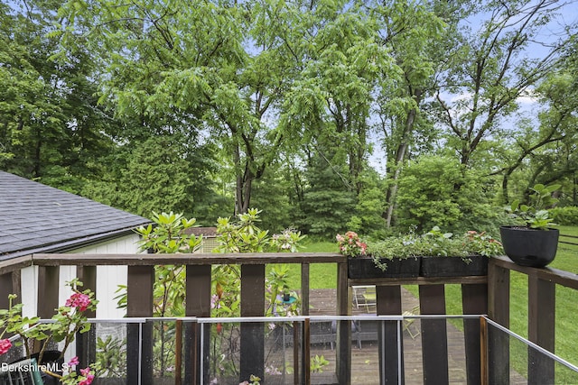 72 Cleveland St, Pittsfield, MA 01201 - view of balcony