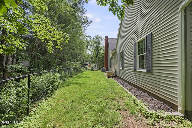 67 Dunmore Ct, Lenox, MA 01240 - view of yard