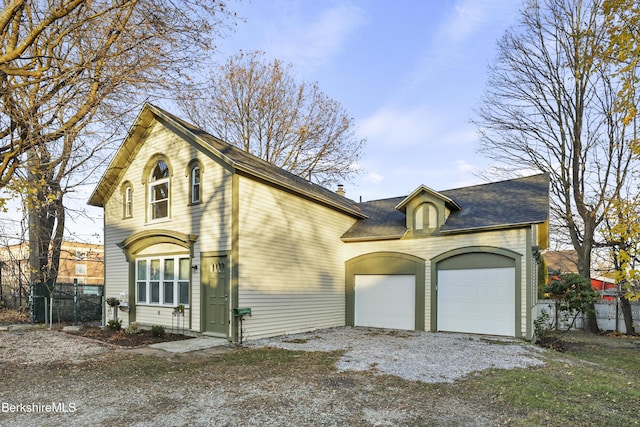 view of front facade with a garage