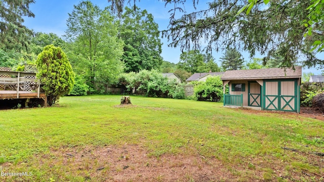 33 Quirico Dr, Pittsfield, MA 01201 - view of yard featuring a shed