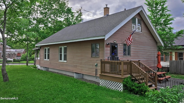 88 Newell St, Pittsfield, MA 01201 - back of property with roof with shingles