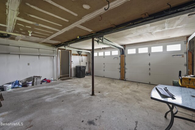 881 Holmes Rd, Pittsfield, MA 01201 - view of garage
