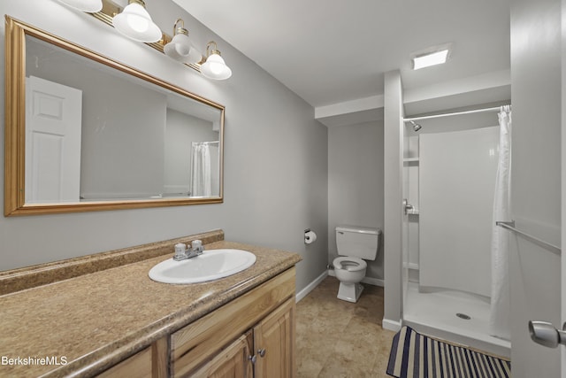 881 Holmes Rd, Pittsfield, MA 01201 - full bath with vanity, a shower with curtain, toilet, and baseboards