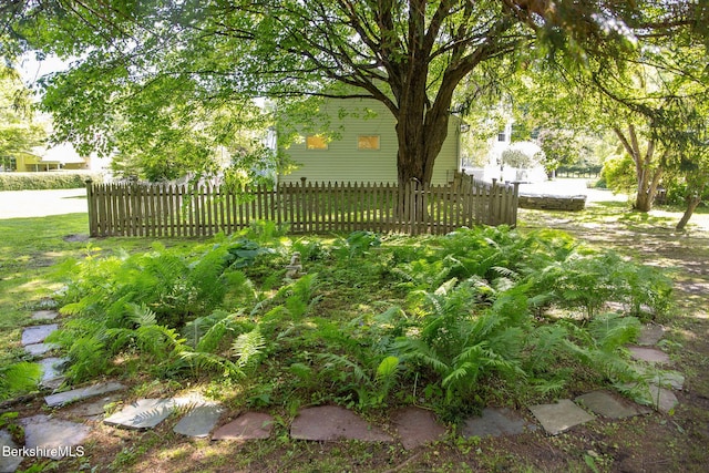 311 N Plain Rd, Great Barrington, MA 01236 - view of yard