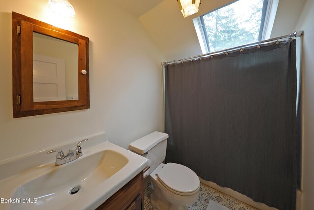 49 Main St, Stockbridge, MA 01262 - bathroom with vanity and curtained shower