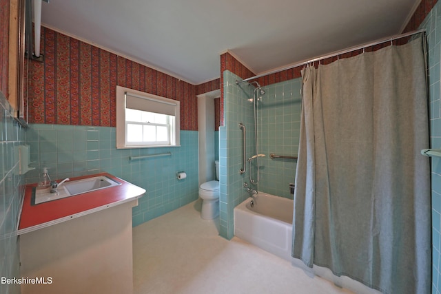 49 Main St, Stockbridge, MA 01262 - full bathroom featuring tile walls, vanity, shower / bathtub combination with curtain, a wainscoted wall, and wallpapered walls