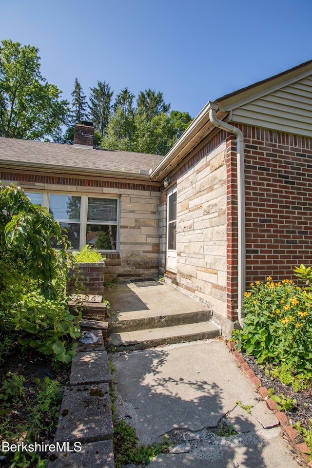 106 Sampson Pkwy, Pittsfield, MA 01201 - photo 19