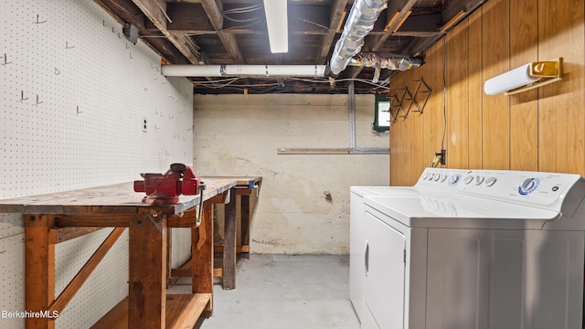 50 Harding St, Pittsfield, MA 01201 - laundry area featuring washer / dryer and a workshop area