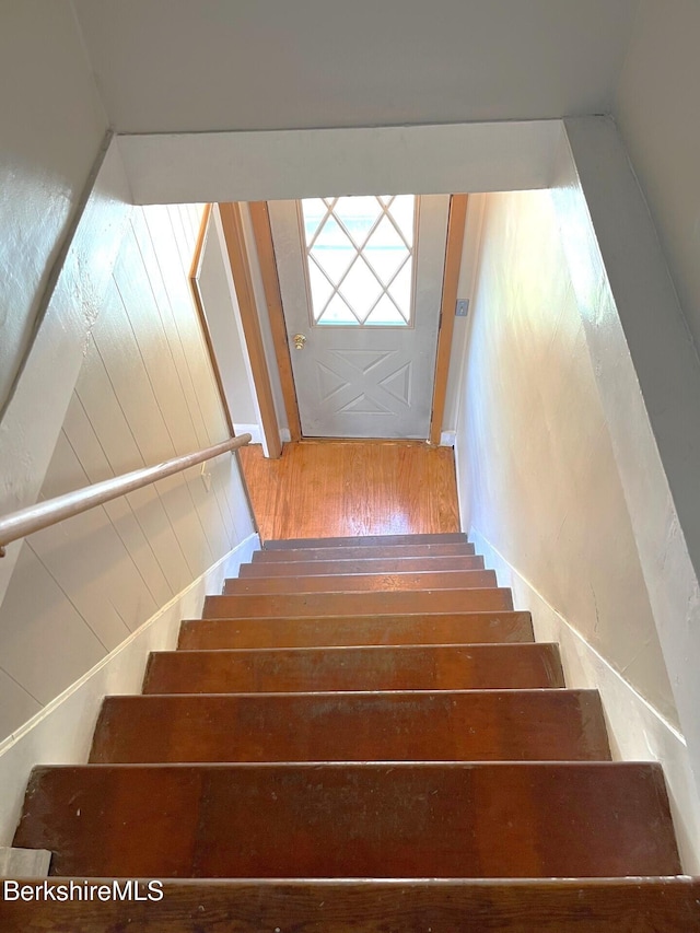 22 Marietta St, North Adams, MA 01247 - view of stairs