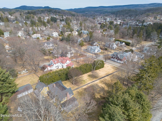 bird's eye view featuring a mountain view