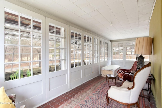 view of sunroom / solarium