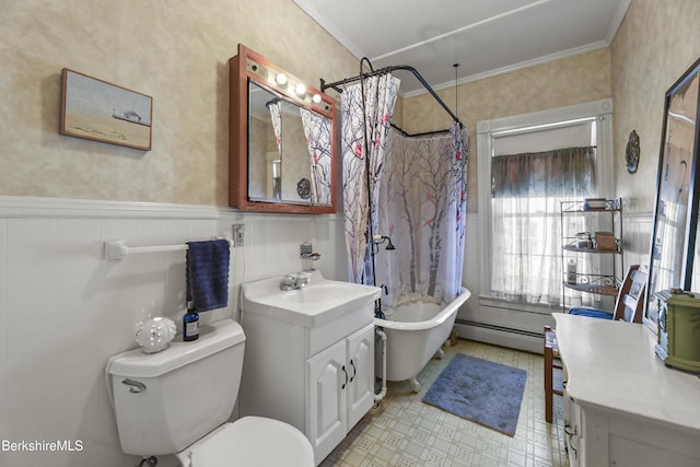 full bath with a wainscoted wall, toilet, a tub to relax in, a baseboard heating unit, and curtained shower