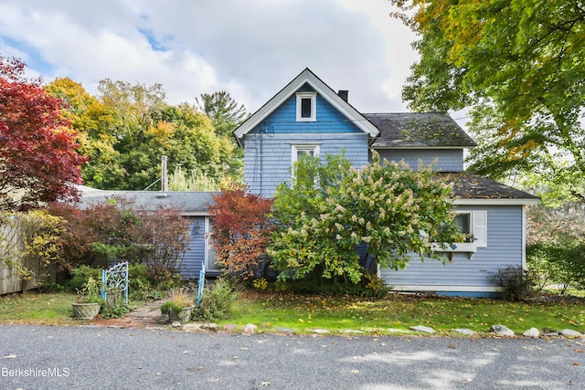 212 Highland St, Great Barrington, MA 01236 - photo 3