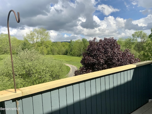 9 Rolling Hls Unit 5, Lenox, MA 01240 - view of balcony