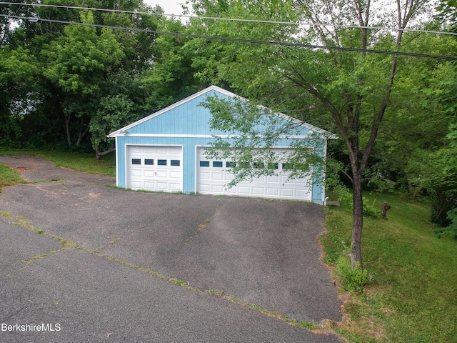 7 Hughes St, Adams, MA 01220 - view of detached garage