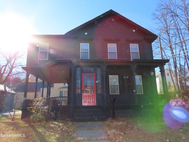 view of front of home with covered porch