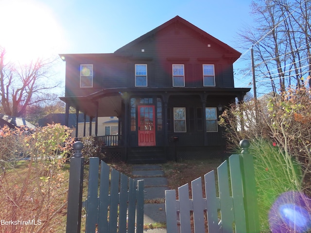 view of front of house featuring a porch