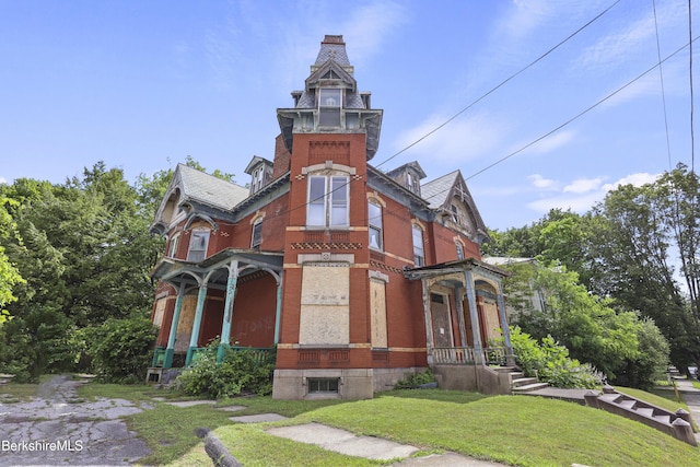 124 Church St, North Adams, MA 01247 - photo 2