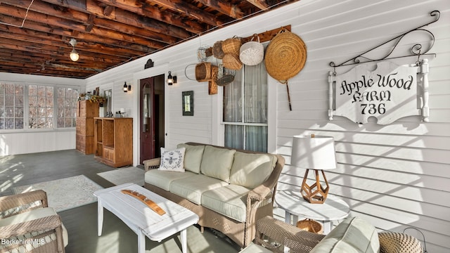 view of patio / terrace featuring an outdoor hangout area