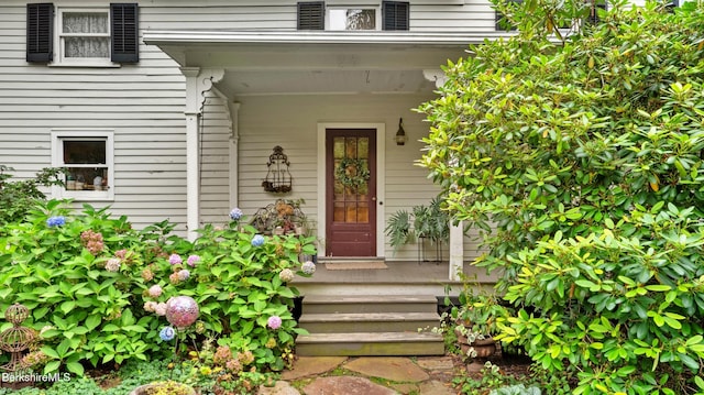 view of property entrance