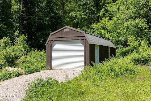 20 Hillside Ln, Sheffield, MA 01222 - view of detached garage