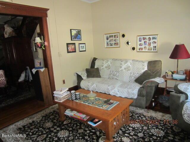 119 Appleton Ave, Pittsfield, MA 01201 - view of living room