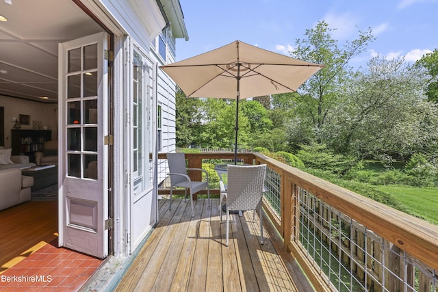 68 Colt Rd, Pittsfield, MA 01201 - view of deck