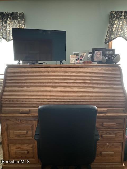16 Woodlawn Ave, North Adams, MA 01247 - view of office space