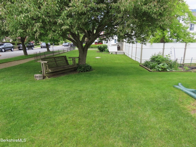 16-18 Hoosac St, Adams, MA 01220 - view of yard
