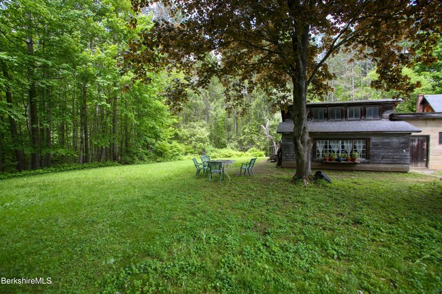 31 Oxbow Rd, Charlemont, MA 01339