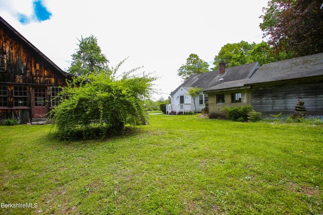 31 Oxbow Rd, Charlemont, MA 01339