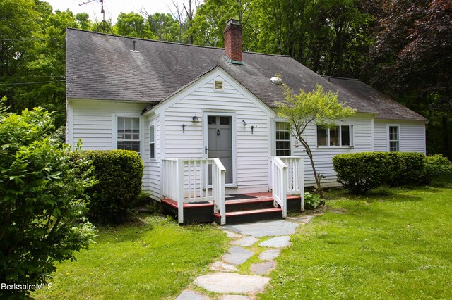 31 Oxbow Rd, Charlemont, MA 01339