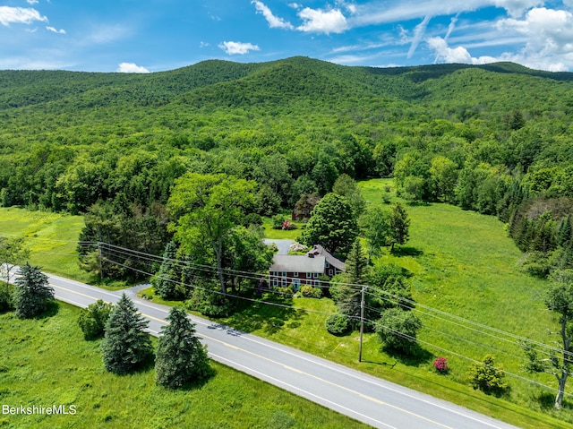 bird's eye view featuring a mountain view