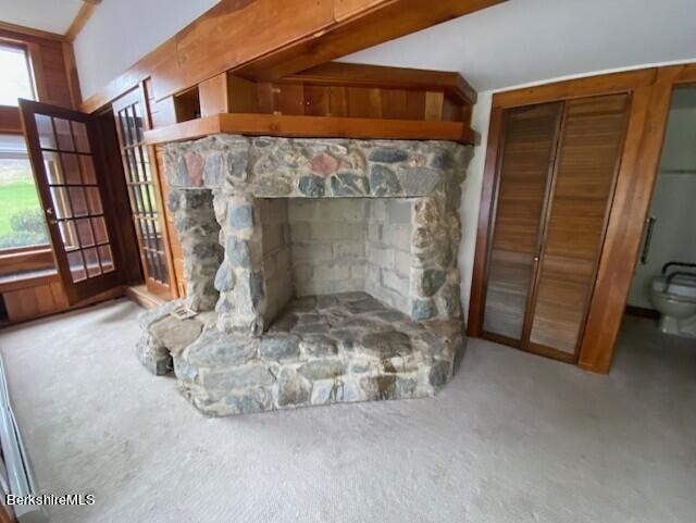 1151 Hancock Rd, Williamstown, MA 01267 - detailed view of carpet