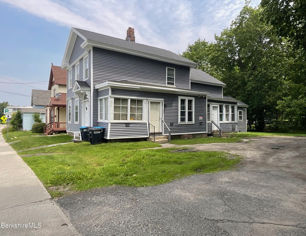 79 Center St, Pittsfield, MA 01201 - photo 3