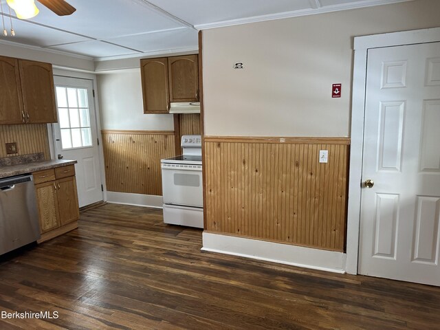 kitchen with dark hardwood / wood-style flooring, ornamental molding, stainless steel dishwasher, white electric range oven, and ceiling fan