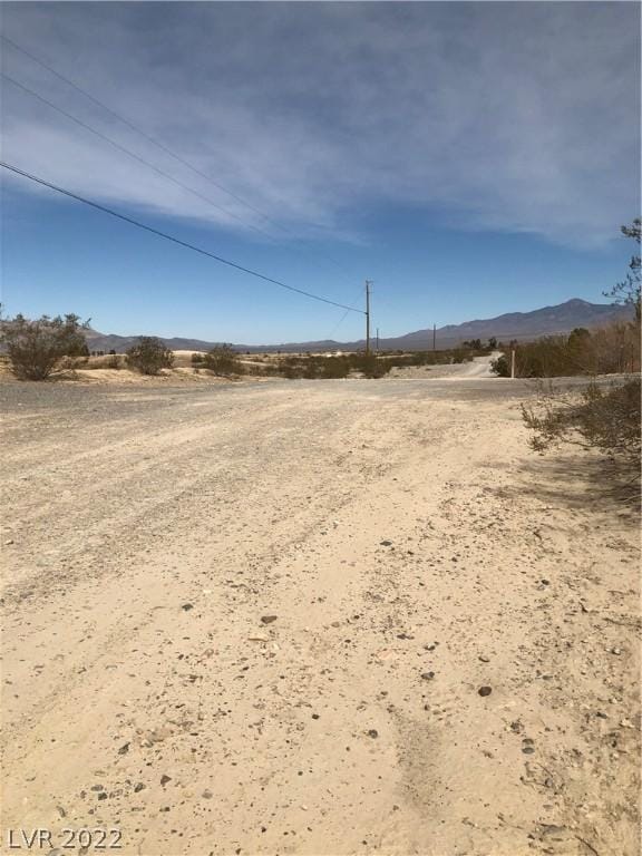 Listing photo 3 for 1771 N Dupont Dr, Pahrump NV 89060