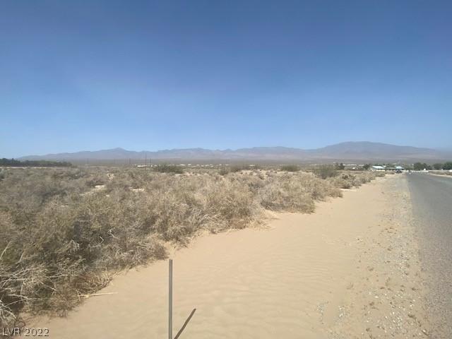 Listing photo 2 for 70 W Nopah Vista Ave, Pahrump NV 89060