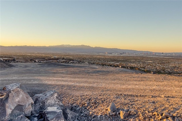 631 Alpine Smt, Henderson, NV 89012 - photo 2